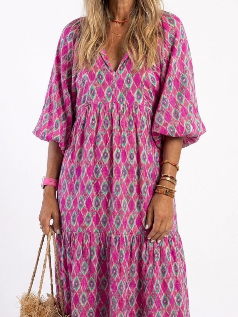 Apolline – Three Quarter Sleeve V Neck Patterned Midi Dress