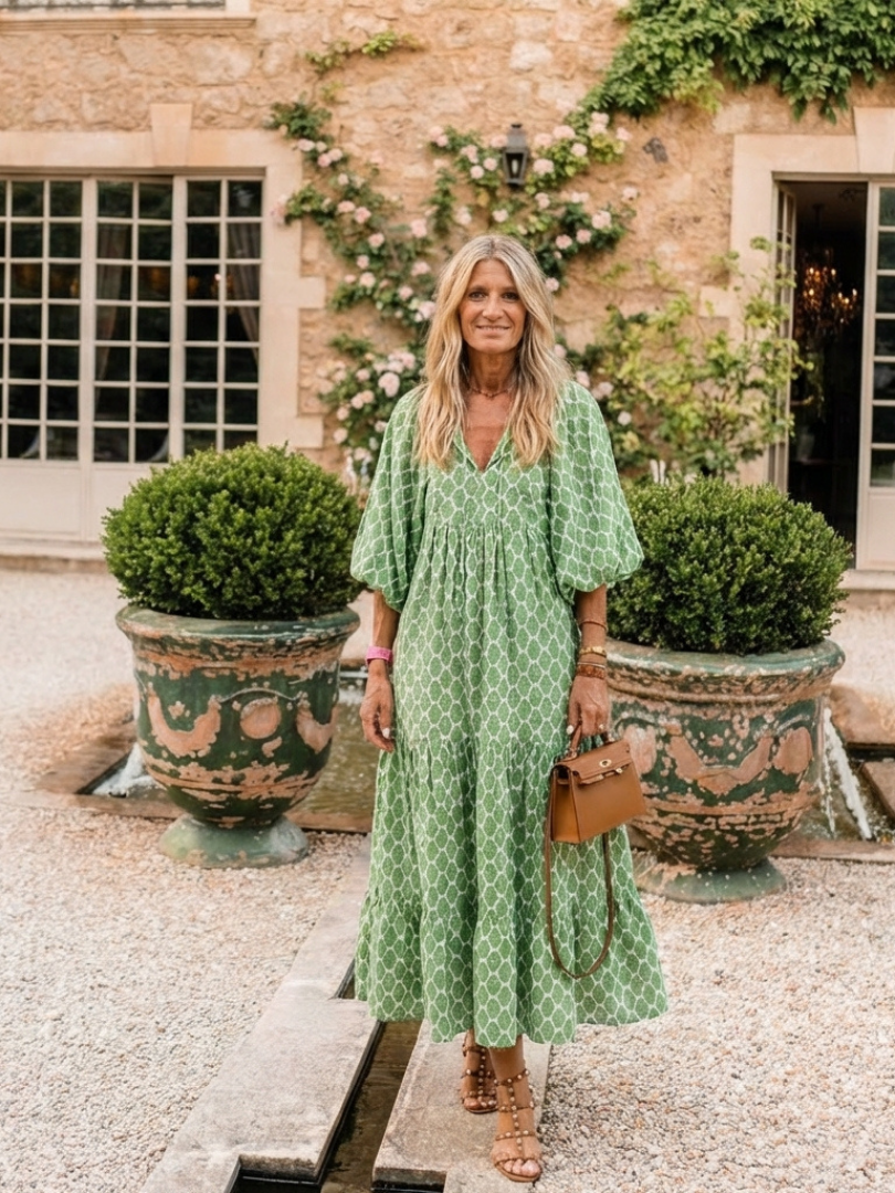 Apolline – Three Quarter Sleeve V Neck Patterned Midi Dress